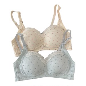 
Sweet floral underwear for women with small breasts gathered thin breathable without steel rings to collect secondary breasts for girls high school students
