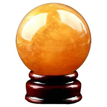 Natural raw stone ornament crystal ball in the northwest corner of the kitchen
