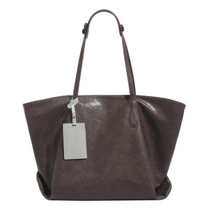 Large bag for women 2026 new retro simple versatile shoulder bag urban commuter shoulder bag large capacity tote bag