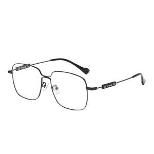 
Pasha's 2024 star style fashionable ultra-light pure titanium frame for women can be equipped with anti-blue light gold wire myopia glasses for men
