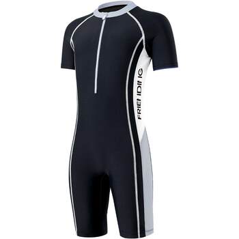 Girls' racing training connected with sunscreen swimsuit