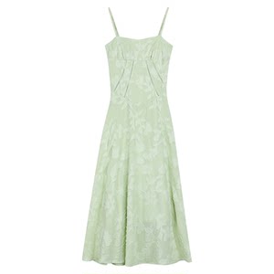 
MULVAN three-dimensional jacquard adjustable A-line waist-hugging suspender long skirt with women's temperament white big sway dress