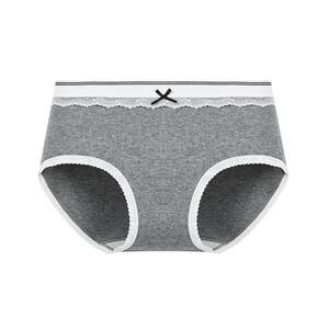 
Sanfu women's low waist hip underwear Grey's clean color small lace edge breathable cotton half boxer 504275