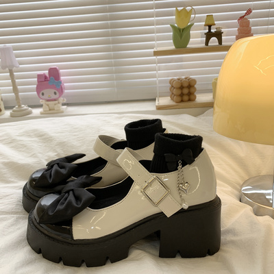 taobao agent White footwear high heels platform English style, demi-season suitable with a skirt, British style, 2022 collection, trend of season, french style