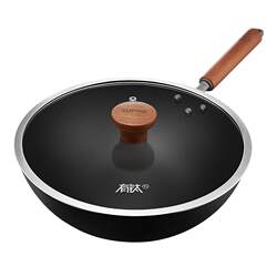 Supor iron pot has titanium and no coating and is not sticky
