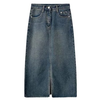 There is only one skirt between you and the goddess!