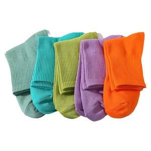 
Dopamine color cotton socks solid color mid-tube socks men and women socks students socks simple sports long tube pile socks trendy