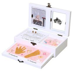 Baby hand and footprint souvenir for one hundred days
