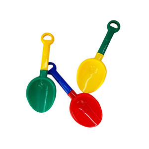 
Thickened children's beach toys playing with sand and digging tools small shovel rake cassia baby playing in the water and sand pool by the sea