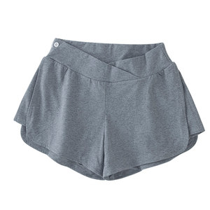 Pregnant women's leggings in summer low -waist pants wearing shorts and fashion versatile pregnancy trousers summer clothing casual hot pants
