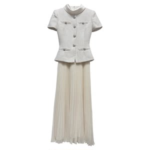 
Spring and summer new women's clothing, beautiful and good-looking off-white dress, woolen stitching, fake two-piece long skirt, slim evening dress