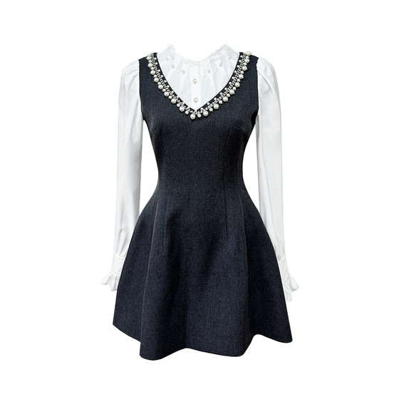 
Lazy Didi curve carving hand-nailed pearl A version dress fake two-piece puff sleeve high waist heavy industry skirt