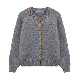 
Basic House/Baijiahao retro contrasting color rope sweater winter round neck short rag-back cardigan jacket for women