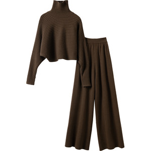 What is a fashionable soul! Thicked short cashmere sweater female pure cashmere sweater cashmere trousers wide -leg pants set
