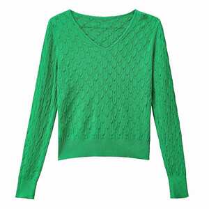 V-neck thin cut hollowed out knit sweater for women's short sweater with a base underneath. Small stature spring outfit new mom top