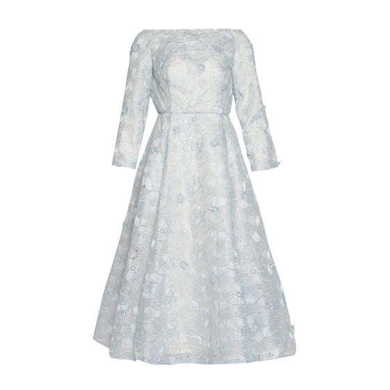 
Three-dimensional flowers HAUTE FANCIES post-conceived light blue French one-length high-waist A-swing dress