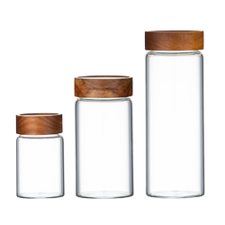 Moisture-proof glass sealed jar with lid for transparent household use