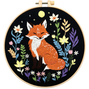 
Intangible cultural heritage Lu embroidery DIY handmade embroidery material bag three-dimensional embroidery cartoon fox fabric embroidery kit embroidery