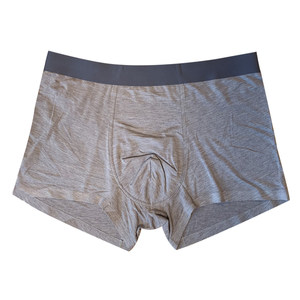 It is as comfortable as wearing it! Tian fiber! Breath and comfortable contrasting color side men without trace panties winter