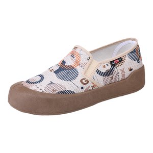 
Old Beijing cloth shoes for women, non-slip soft sole, mom's fashionable casual shoes, slip-on Loaf canvas shoes, versatile fisherman's shoes