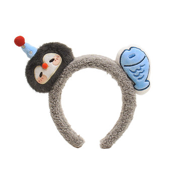 
Sweet girly and versatile cartoon plush headband!