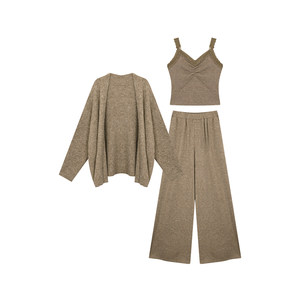 
Annie is not popular. Autumn atmosphere, soft and skin-friendly woolen three-piece set for women with fat body, large size casual warm suit