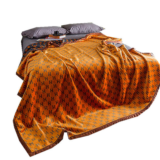 [Double -layer light luxury] High -quality cloud blanket Nordic blanket flange coral velvet blanket thickened autumn and winter casual blanket
