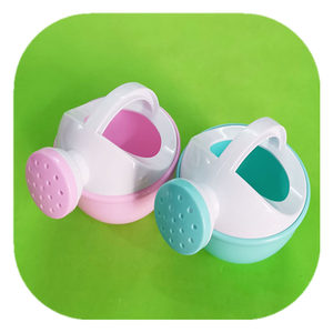 Baby bath, wash the hair, sprinkle kettle children's drama water soft glue scoop spoon spoon kindergarten swimming pool toy duck
