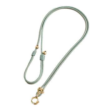 Core pendant lanyard without tie-fitting clamp lanyard
