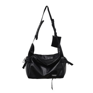 Looking for the old Studio tide brand messenger bag men ins, casual shoulder bag large -capacity sports backpack men's bag