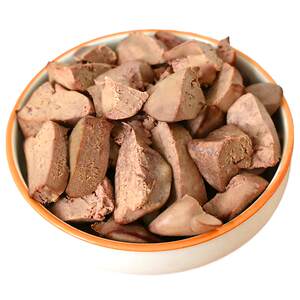 Pet snacks boiled chicken liver dog cat steamed chicken heart cat rice mixed with food feed dog puppies cat snack wet food
