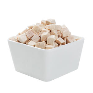 
Freeze-dried cat snacks chicken pellets pet chicken breast nutrition dog cat food cat mix family bucket