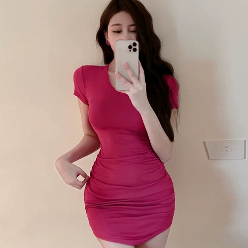 Футболка, сексуальное приталенное платье, юбка, с акцентом на бедрах, короткий рукав