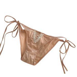 Sexy temptation can be undone with lace up underwear. Women's thin, transparent, comfortable, and breathable pure cotton crotch low waisted women's triangle pants