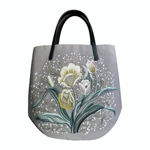 
Tulip handmade DIY cotton and linen European-style embroidery material bag intangible cultural heritage Mother's Day gift embroidered bag kit