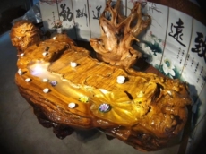 Резной журнальный стол 黄金樟根雕茶几原木整体树根工艺品雕龙流水茶台实木茶桌功夫茶海