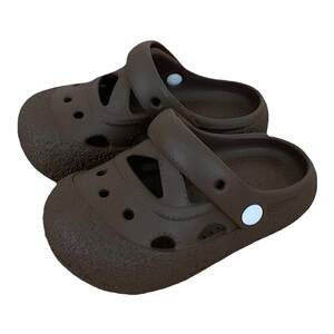 
Slim strips, casual two-wear children's beach shoes, summer outdoor non-slip latte color boys and girls hole shoes, sandals