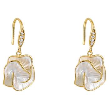 Camellia earrings with high-end style
