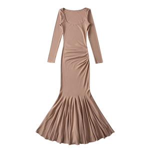 Younggirlday step by step, pure desire atmosphere, wrinkle, waist long -sleeved hip hip fishtail dress long skirt