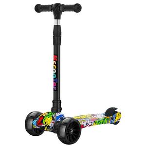 Skateboarding children from 1 to 3 to 6 to 12 years old, pedal new boys and girls are slipping and slipping