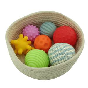 
Montessorius one-year-old baby teaching aids gripping pinch ball infant eight-petal ball hand grabs ball children early education educational toys