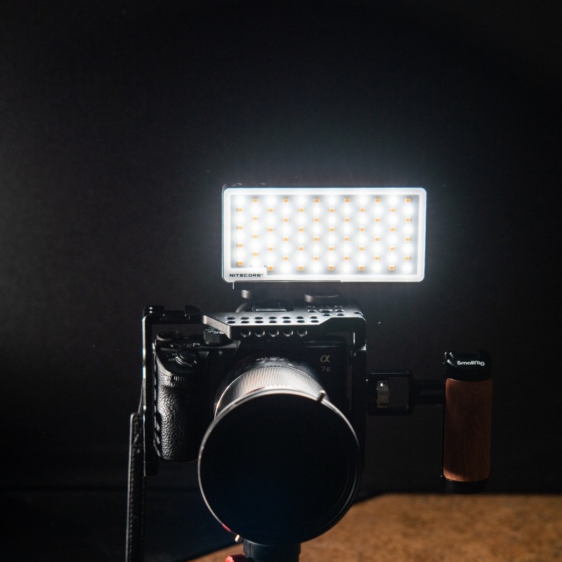 奈特科尔SCL10影室灯棚拍摄直播装备手机补光灯多功能led灯光10000毫安NITECORE充电宝移动电源便携式外拍