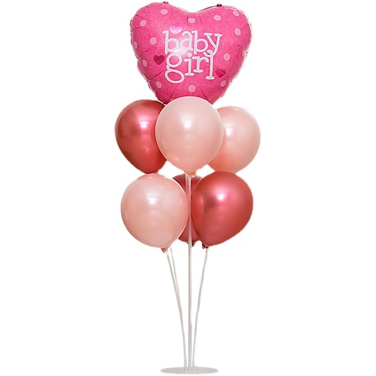 Yubka ostida oq külot kiygan talabalar