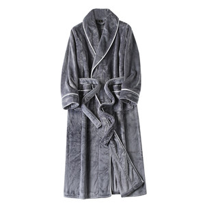 Autumn and winter couple bathrobe men's bath towel -style pajamas pajamas, thickened winter long flashed female coral velvet robe
