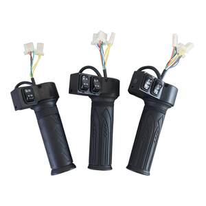 Site electric hand -to -hand tanker turbine to move forward backward backward high and low -speed engineering tricycle driver handlebars
