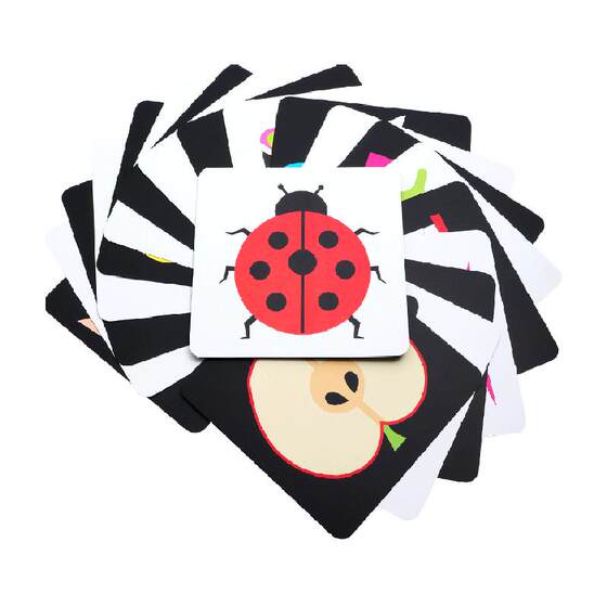 
Yisirui black and white card baby early education card newborn visual excitation card 0 to 3 months of chasing color toys