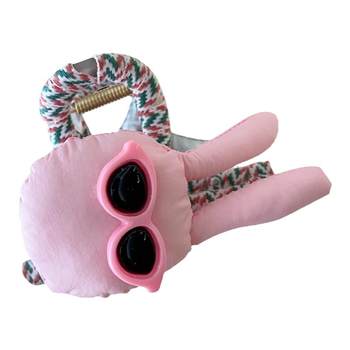 Cartoon clip AB face with low hair volume and high appearance shark clip
