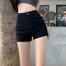 Black denim shorts for women's summer high waisted spicy girls, small hot pants, tight fitting, 2023 new buttocks wrapped pants, thin style
