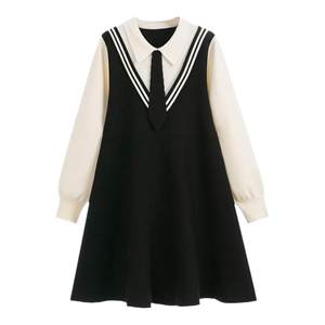 College style dress winter 2025 new 200*0.5kg fat mm large size high waist covering the flesh and slimming knitted fake two pieces