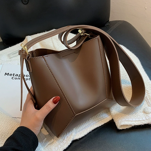 Сумка через плечо, универсальная сумка на одно плечо, коллекция 2023